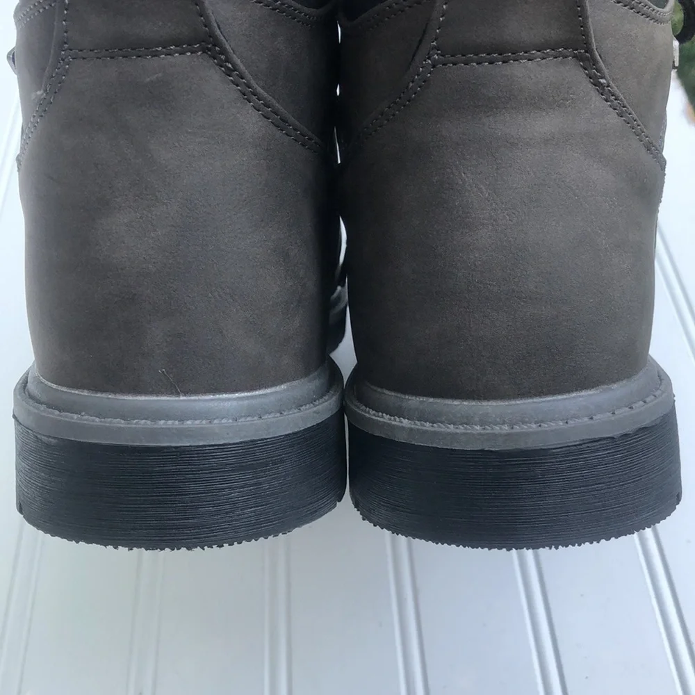 New LUGZ Hi fleece brown boots 11